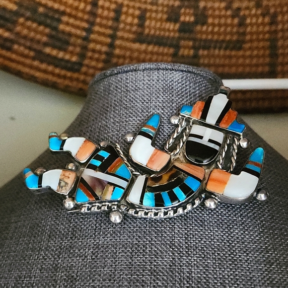 **π΄ON HOLD!π΄** Large Vintage Native American Zuni Inlay Rainbow Man Pin π - Picture 2 of 9